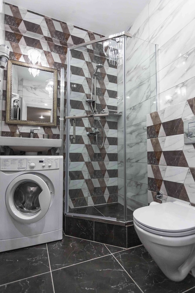 More Apartments na Estonskoy 37 k 8
