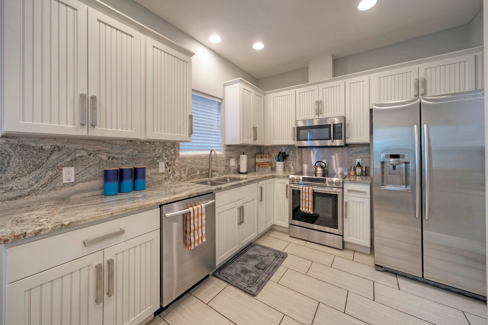 Villa La Isla Family Condo With Pool Near Corpus Christi s Best Beaches Dining