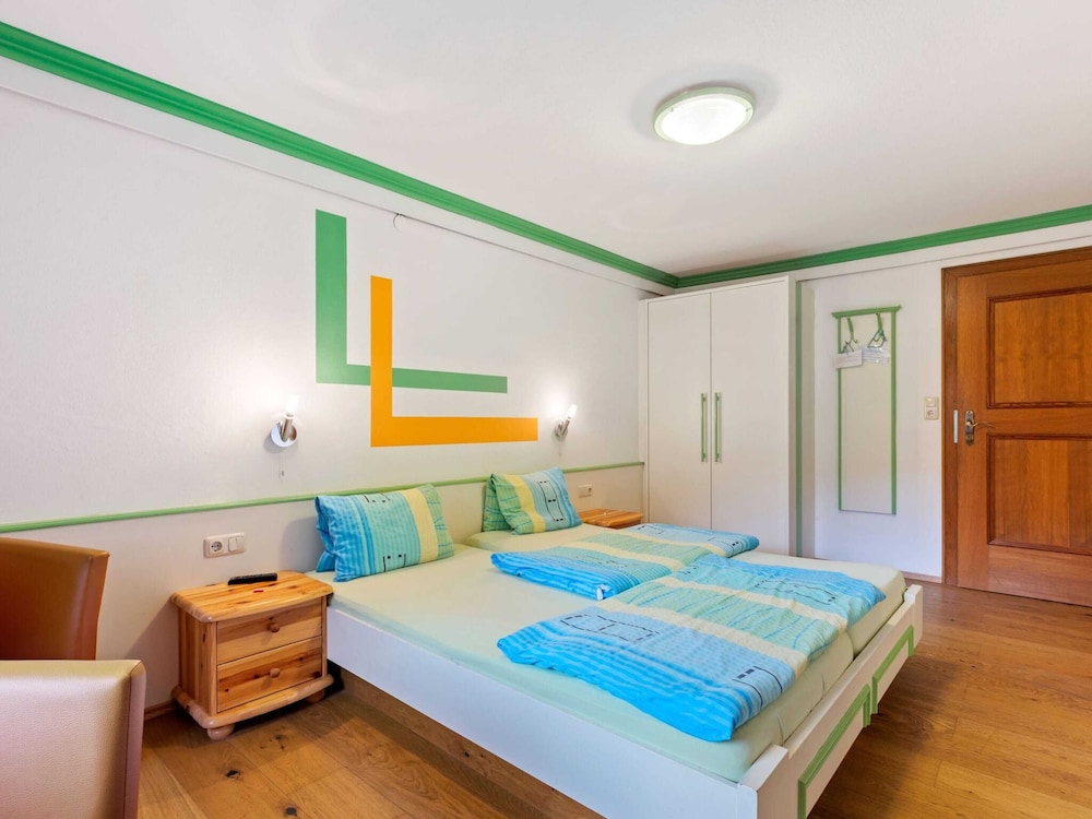Spacious Apartment in Saalbach-hinterglemm near Ski Area view 5