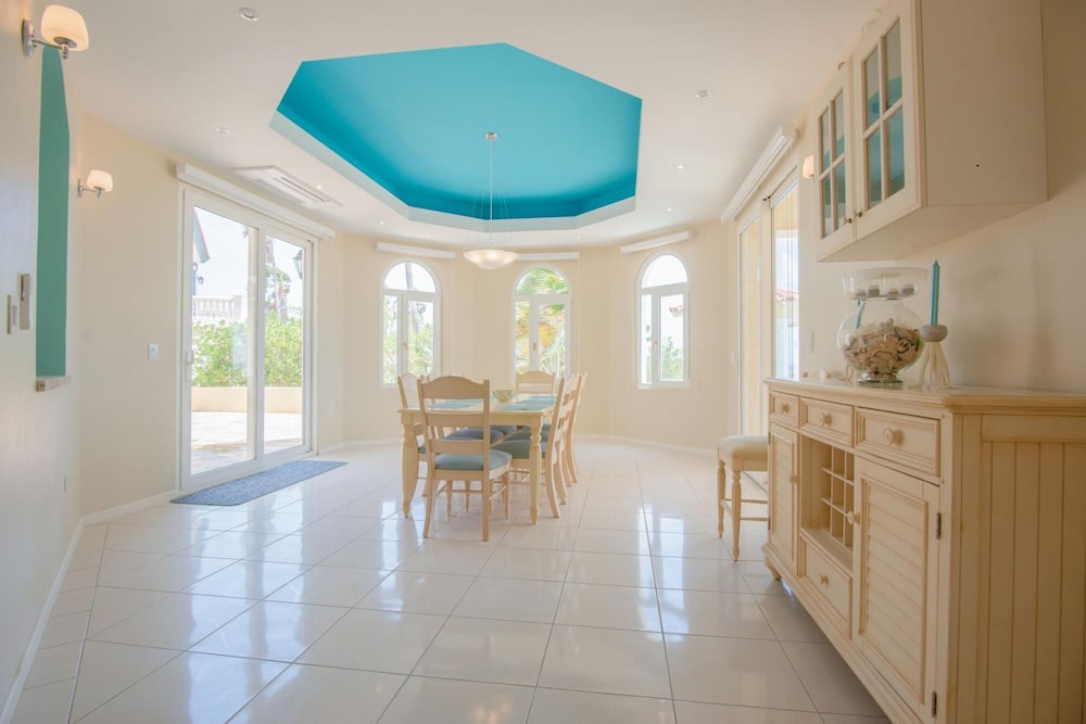 This One of a Kind Amazing Aruba Beach House