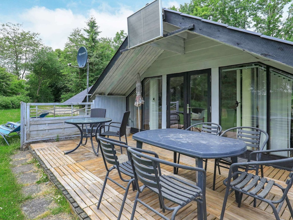 6 Person Holiday Home in Roslev-by Traum
