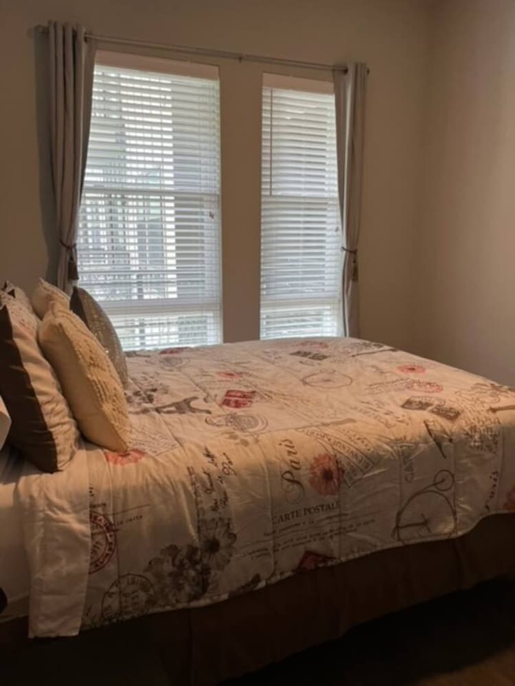 2x2 in Medical Center - The Magnolia Resort