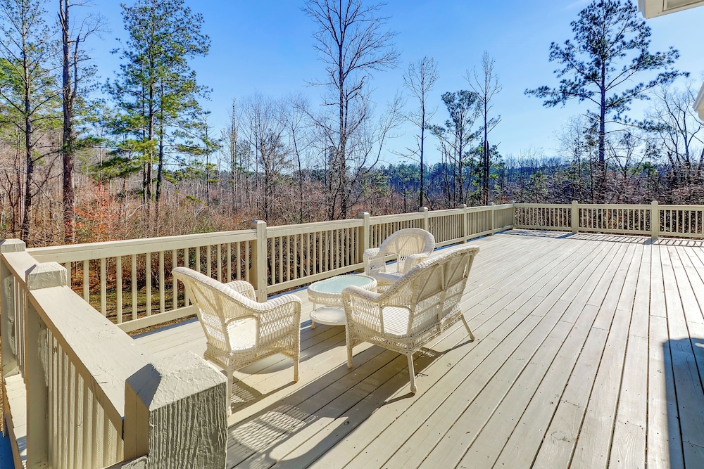 Private Lake & Trails: Secluded Woodstock Retreat