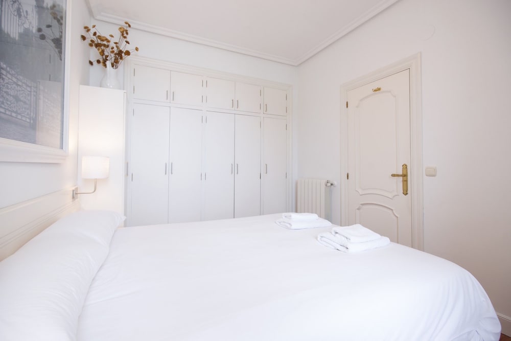 BREATHTAKING TERRACE VIEWS - by SanSebastianApartments.es