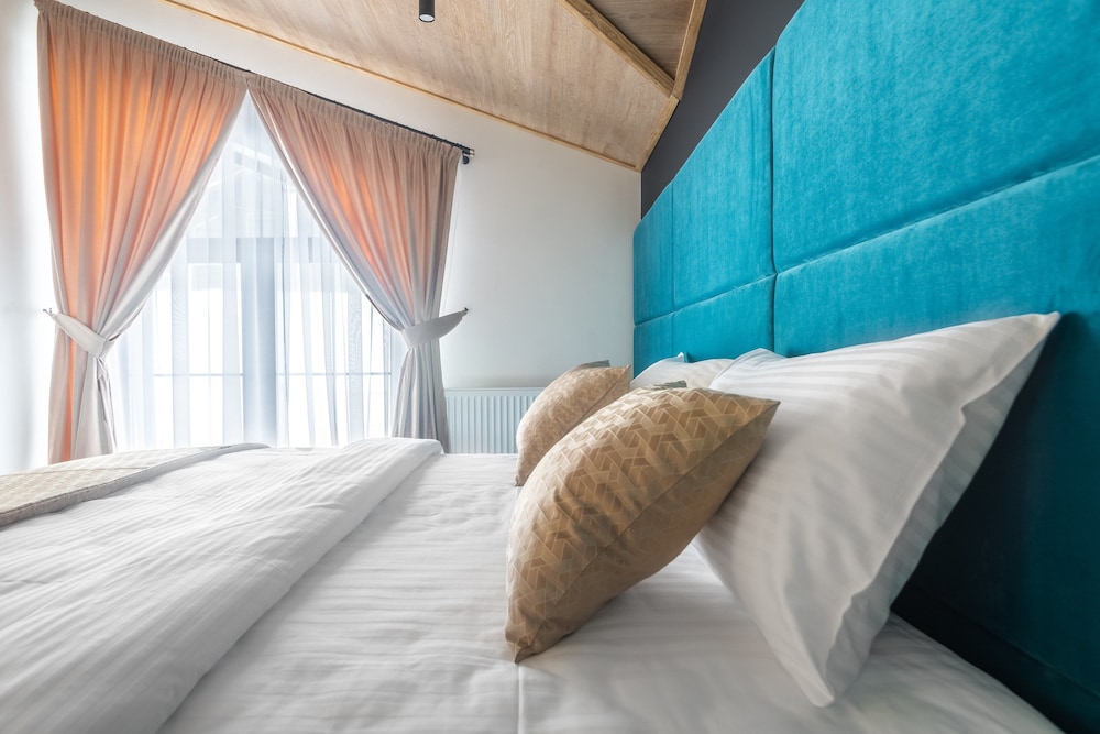 Greitser Elit Chalet view 4