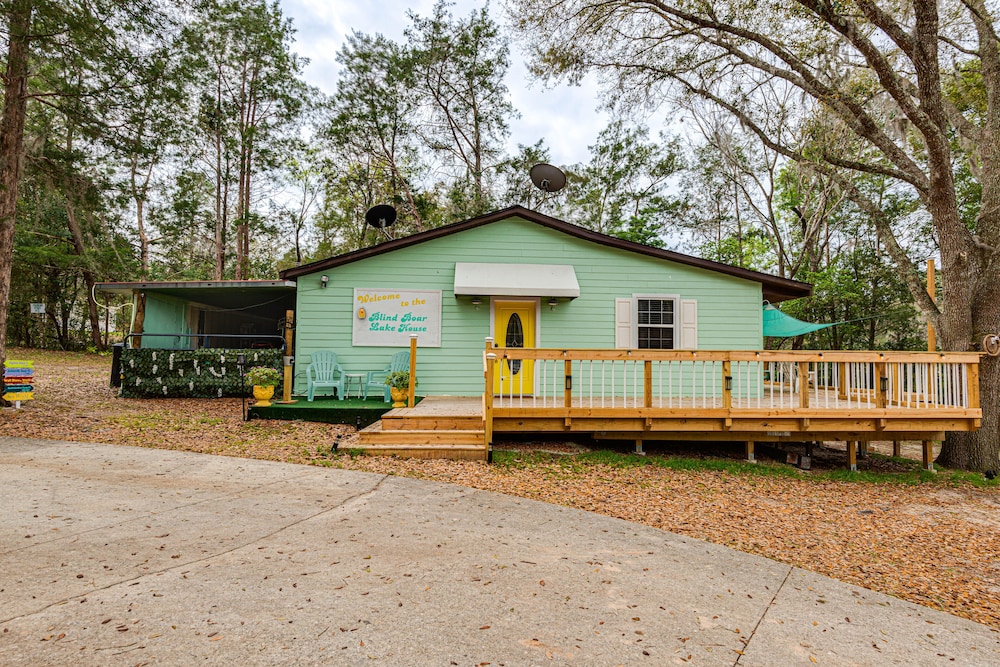 Lakefront Keystone Heights Home w/ Boat Ramp!