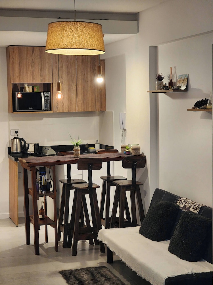 Alberti 360 Charming City Center Apartment With Shared Pool
