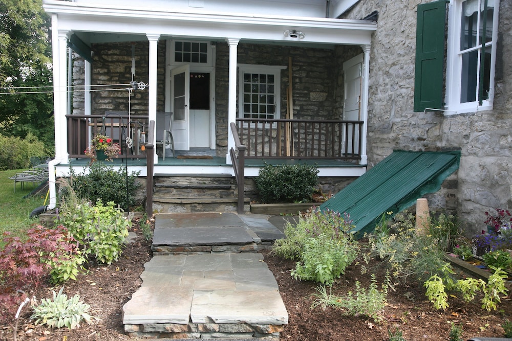 The Stone House B&B