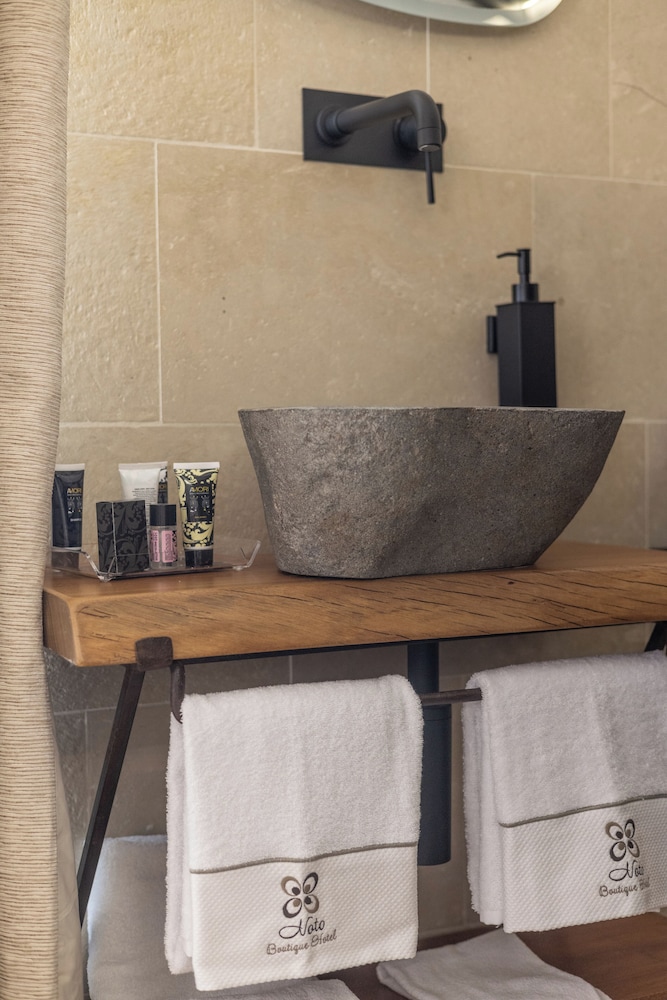 Noto Boutique Hotel