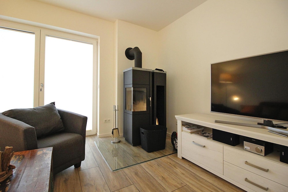 Semi-detached House for 6, St. Peter-ording
