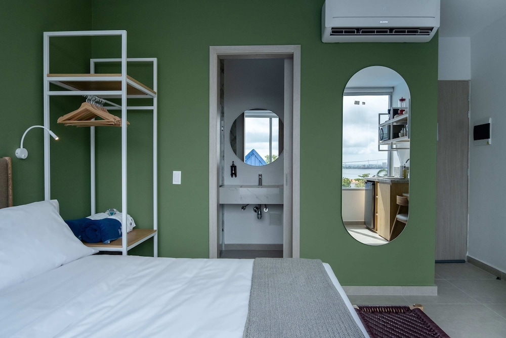 w Sophisticated 3BR w Magical Terrace in CTG