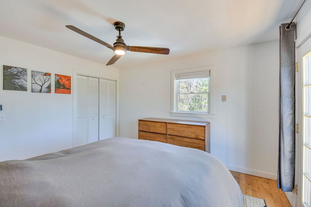 Mountain-view Gem w/ Community Perks in Dillard!