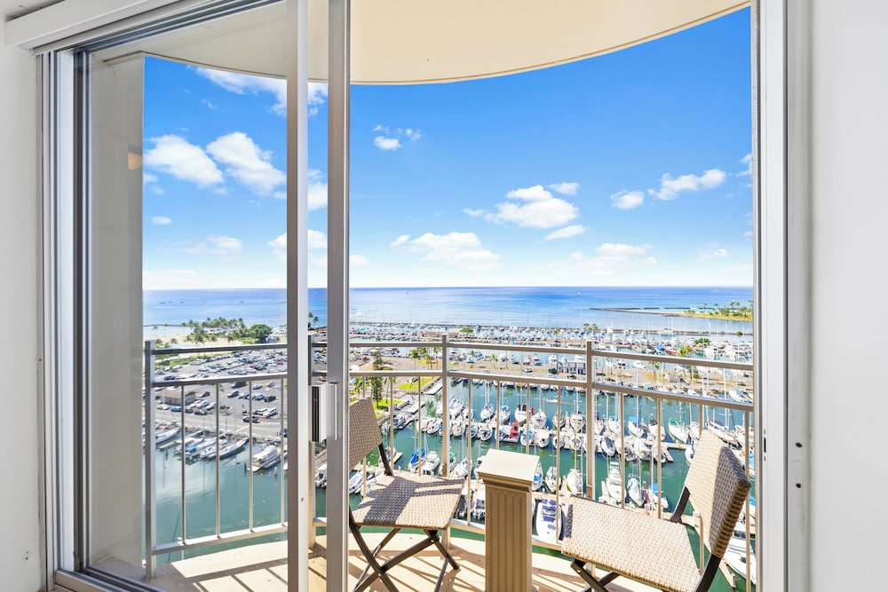Ilikai Marina 1Bedroom