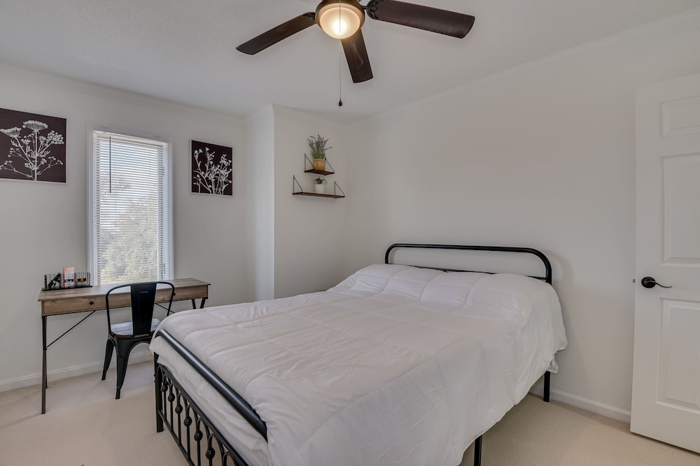 Beautiful 3BR Townhouse