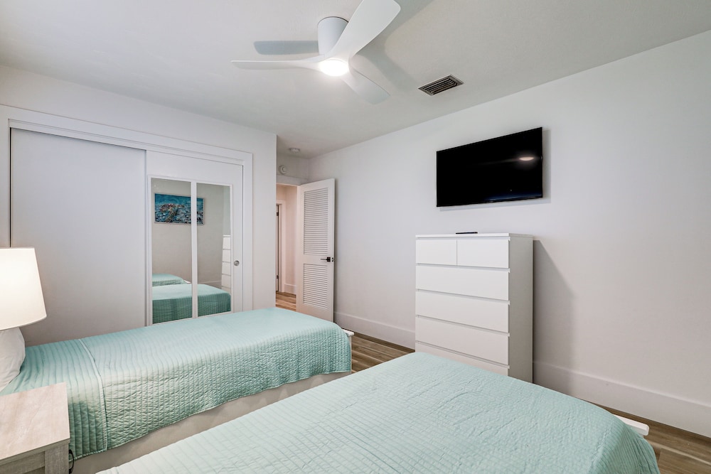 Davis Island Home w/ Lanai: 3 Mi to Downtown Tampa