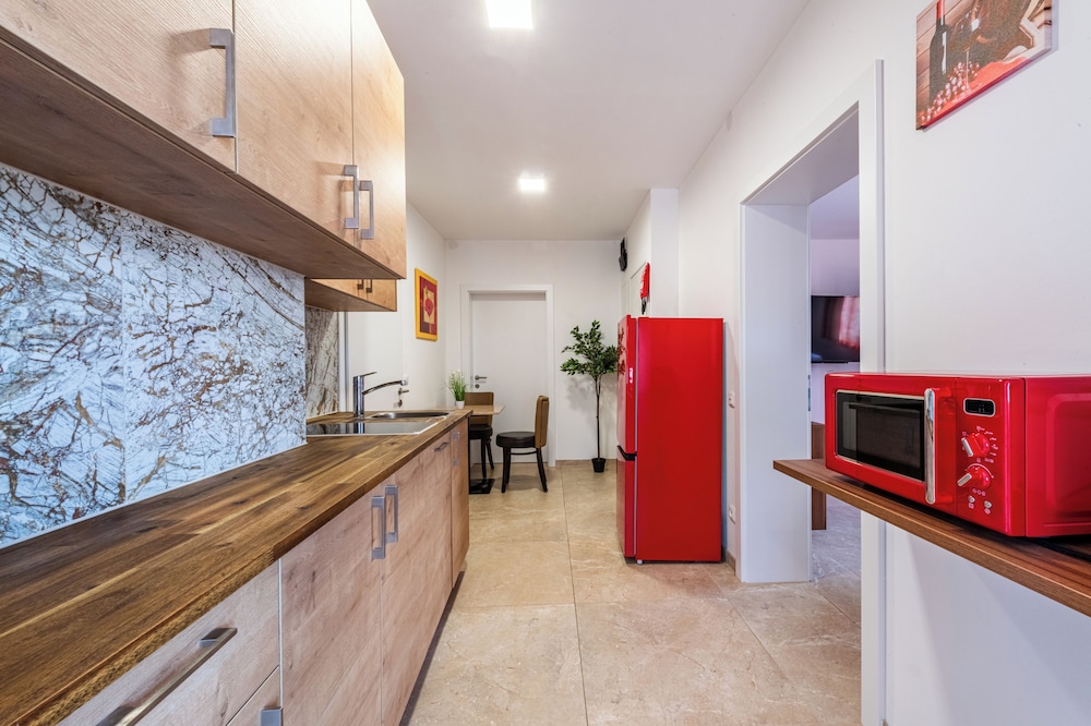 YS Apartments e.U.