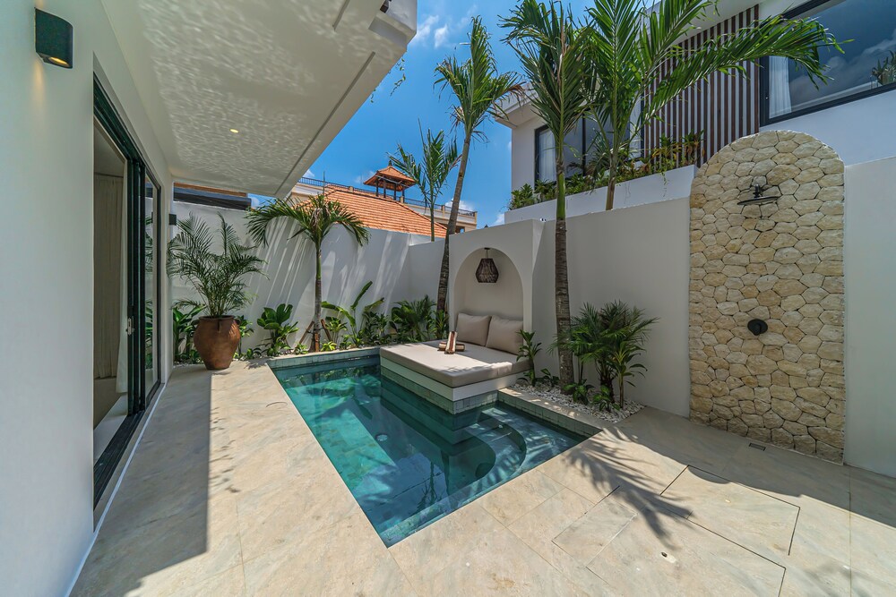 Nova Oasis 4