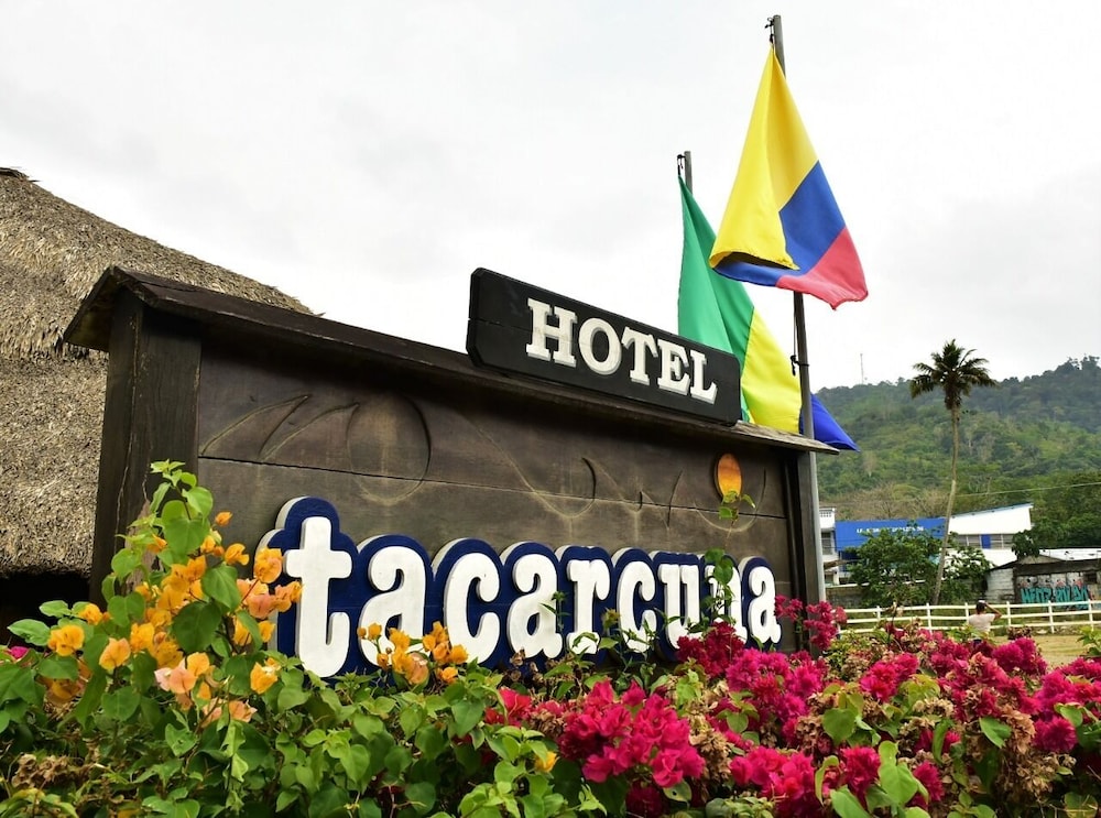Tacarcuna Lodge