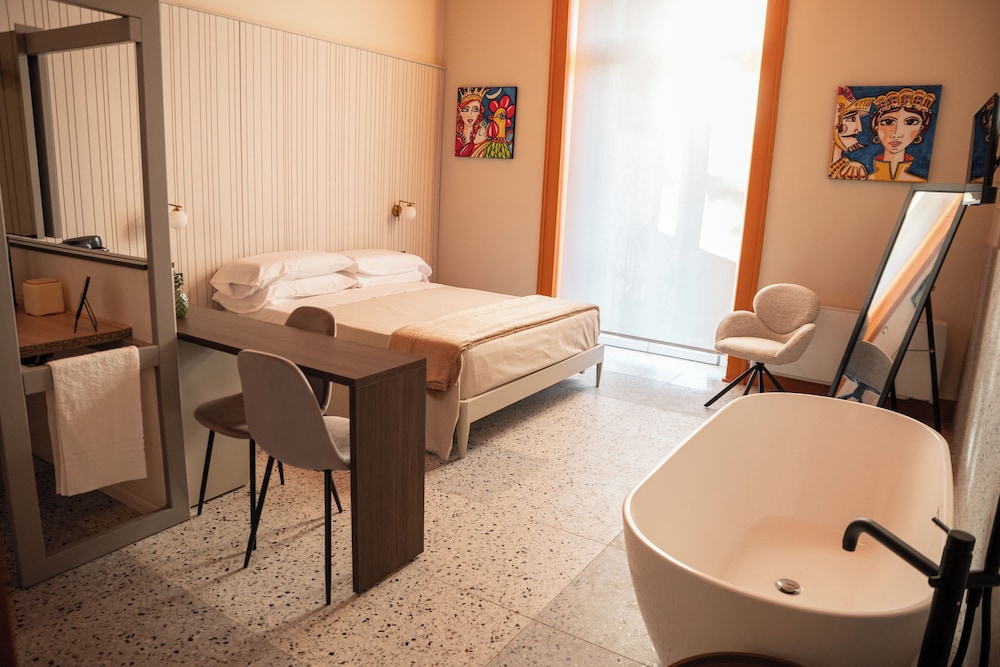 Des Bains Chambre & Suite