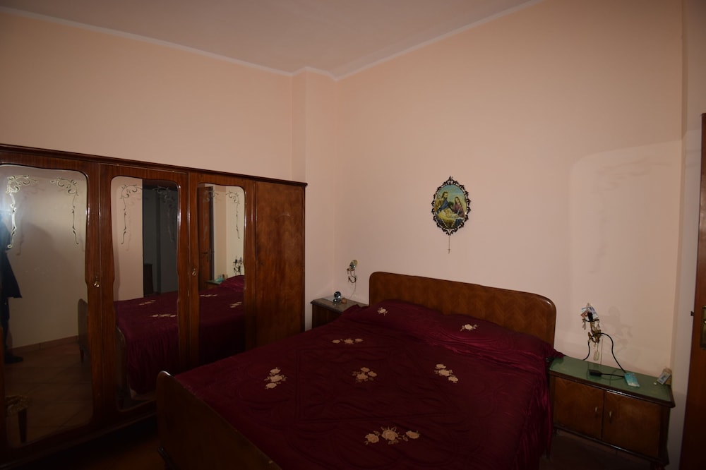 Villa Rinaldo view 4