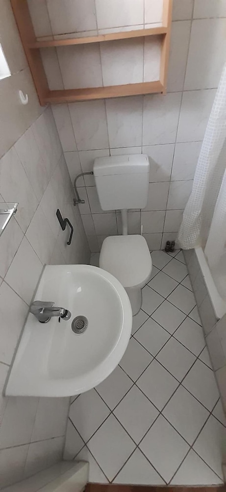 2-Rent Group Hostel Apartments EVE74