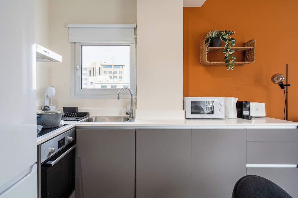 Local Host Living - Signature Apartments in Nicosia