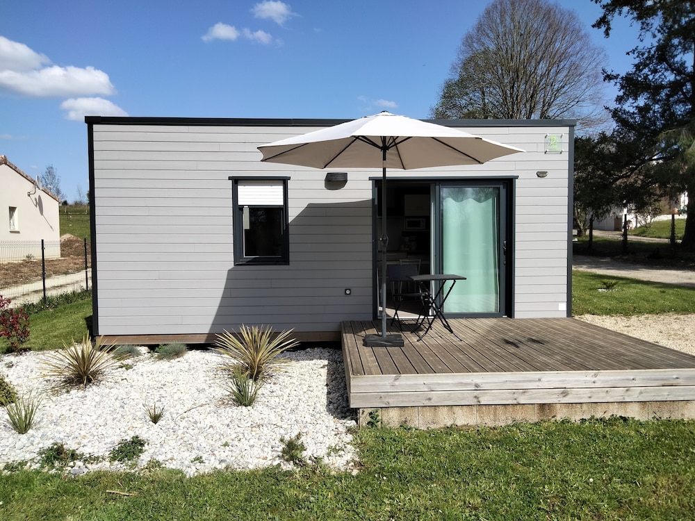 Les Logis de la Seugne view 2