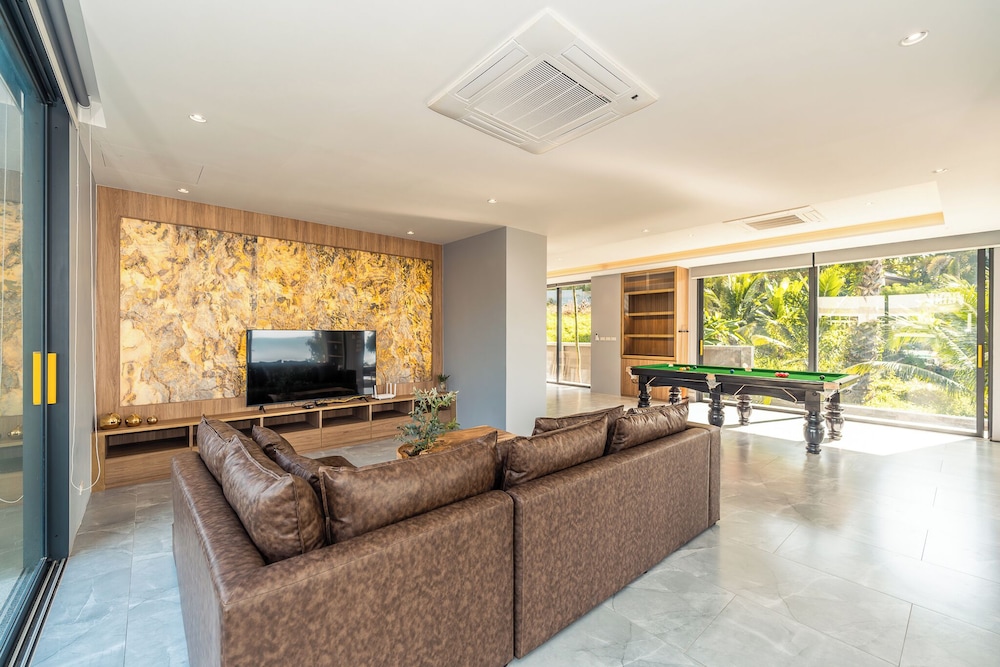 Merbrisa Rayong 4BR - Ao khai beachfront