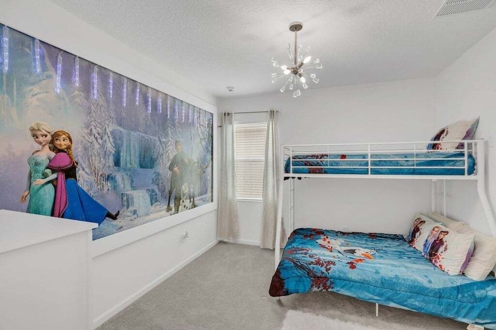 Everyone Can Come So Much Space Pool Home! 15 Bedroom Villa