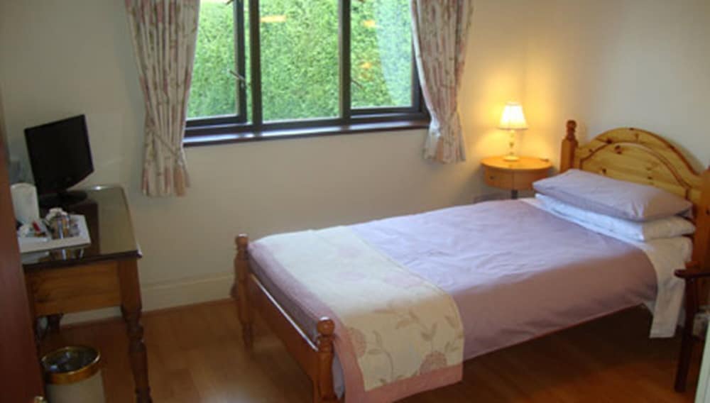 Claddagh Guest House view 2