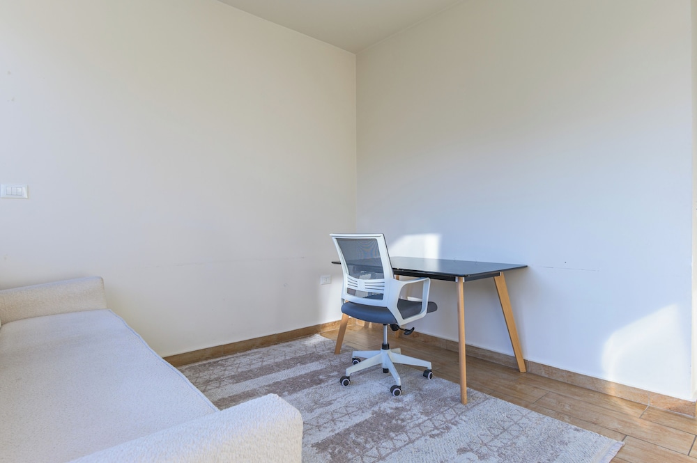 Elevate - Sleek 2-BR Apt by Santa Maria, Jal el Dib