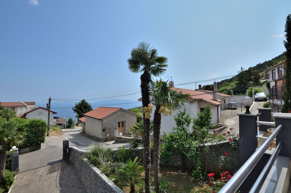Villa Bregi