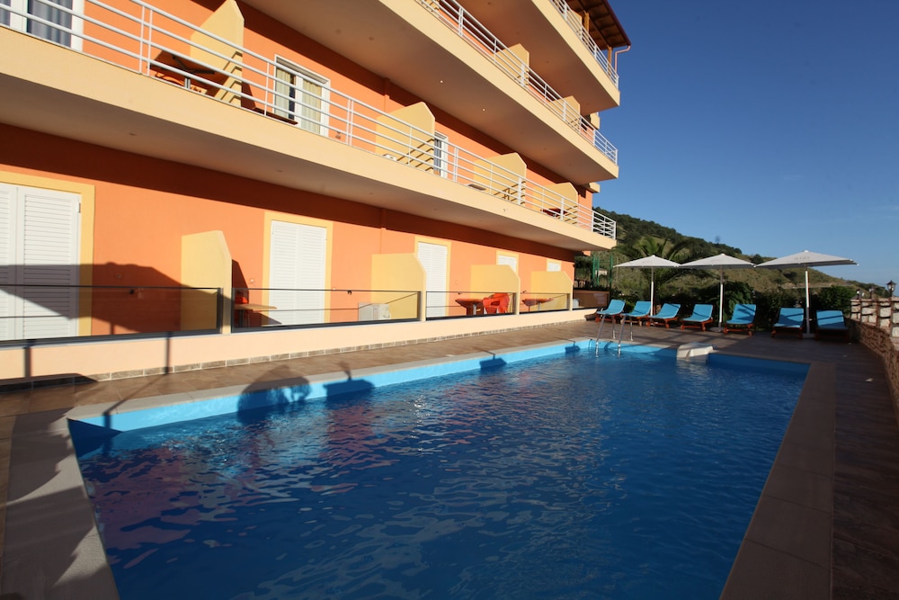 Karos Hotel Llaman