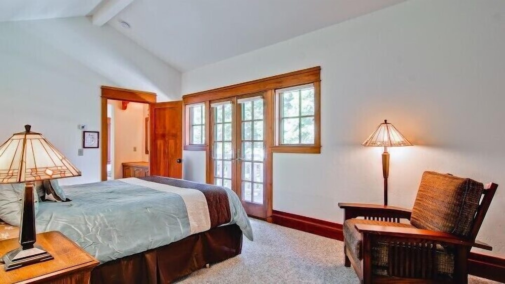 Scenic Wonder Ahwahnichi Lodge 3 Bedroom view 3