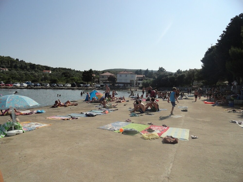 Davor - With Parking - A2 view 2