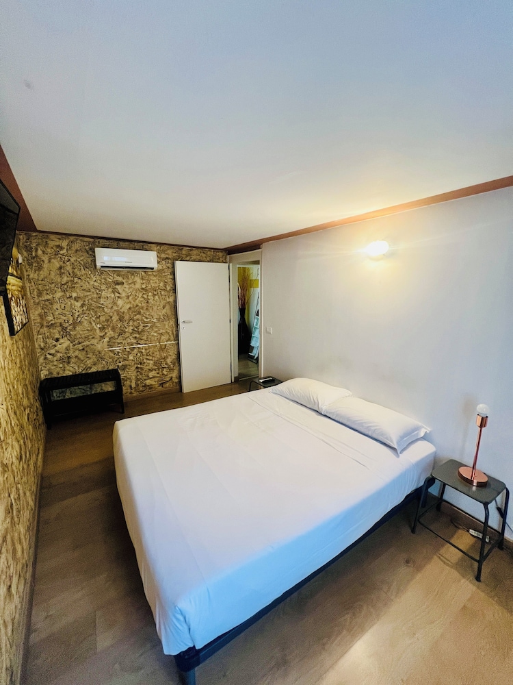 Room Verona Ai Conti