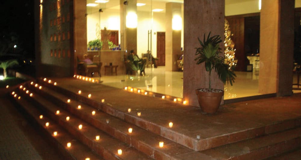 Poza Rica Vacations - Hotel Poza Rica Inn - Property Image 4