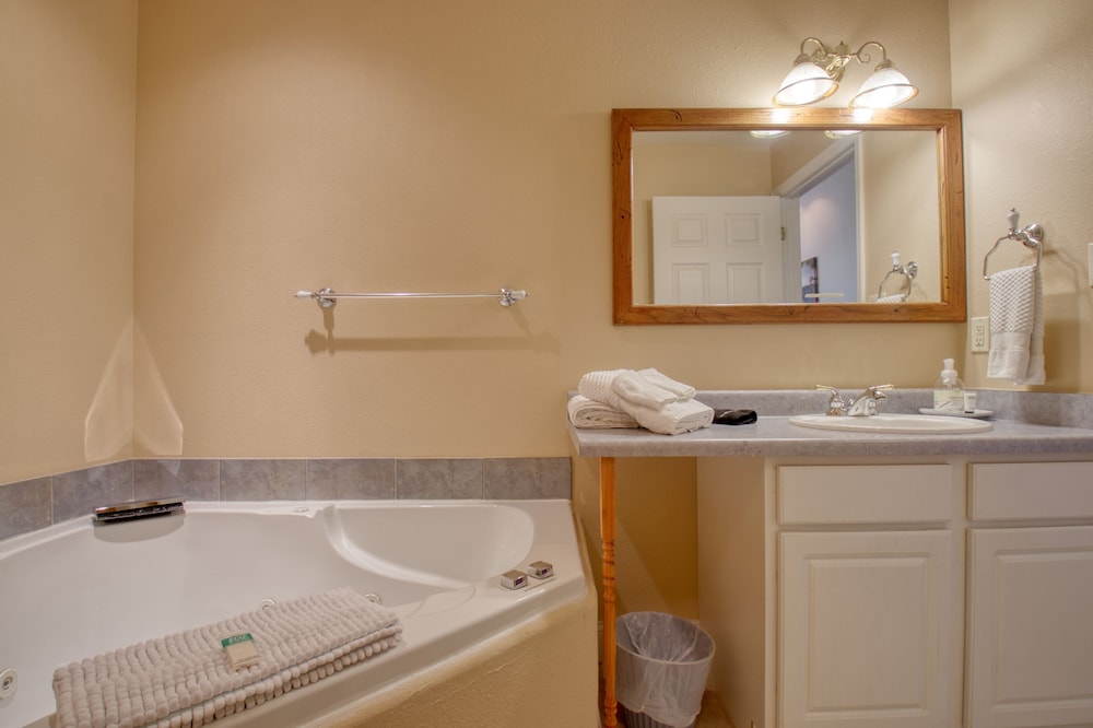 Castle Creek B&B