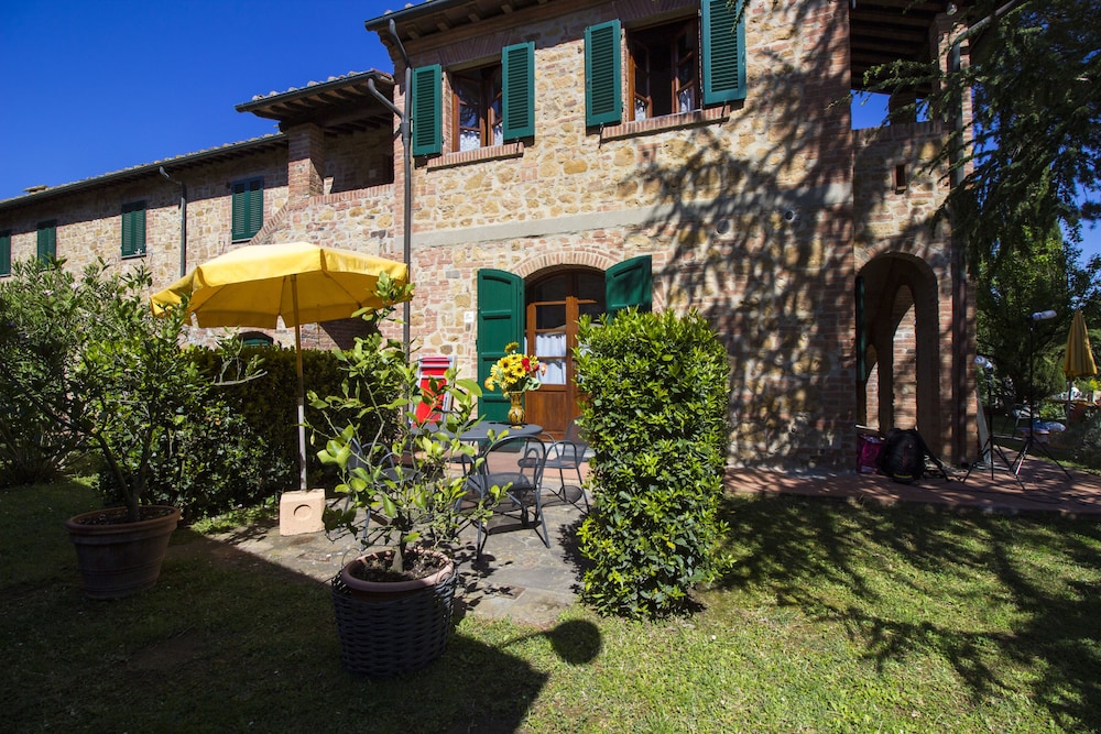 Borgo Il Poggio Agriturismo