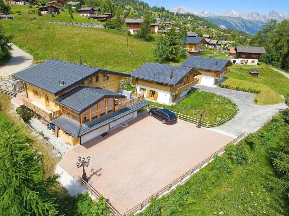 Exceptional Chalet With Outdoor Bubble Bath