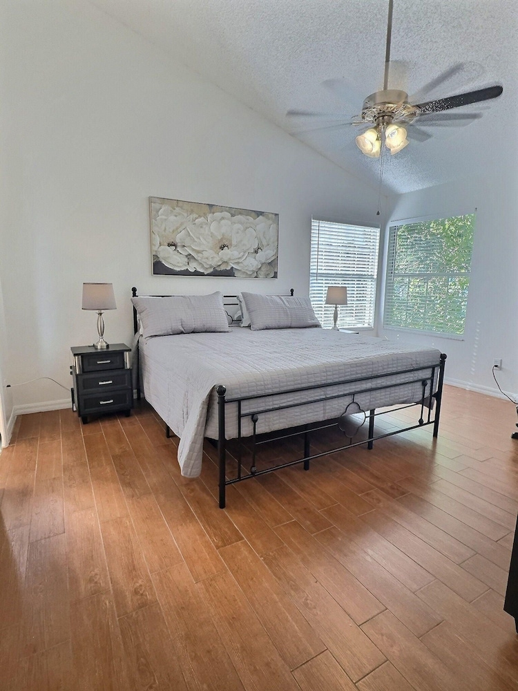3-bedroom Apartment Minutes From Disney