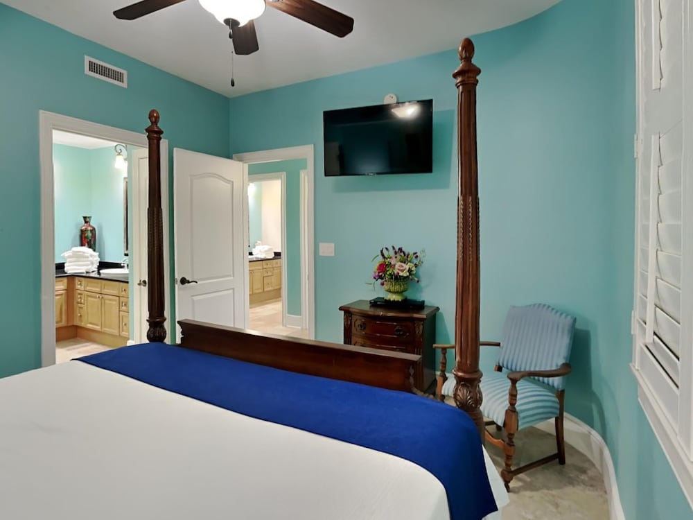 Bella Riva by Southern Vacation Rentals