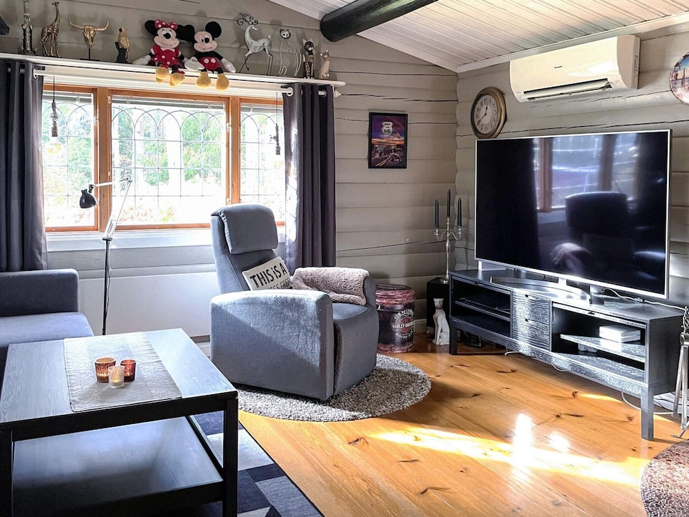 Peaceful Forest Cabin in Dalsland
