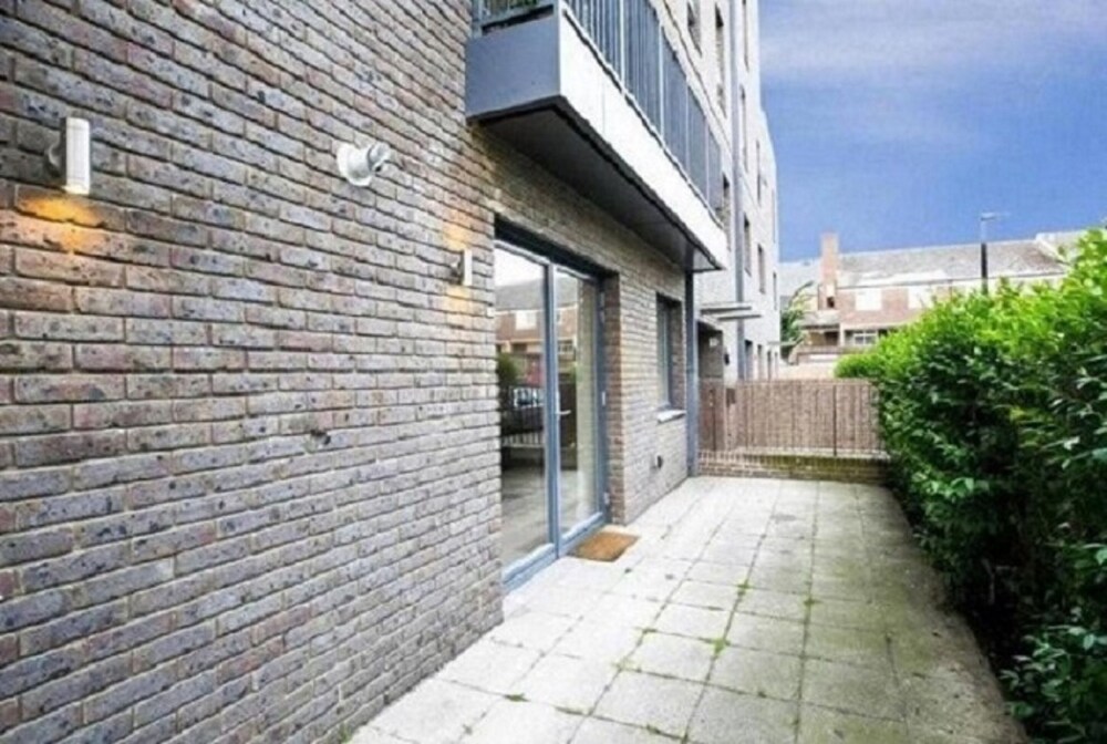 outdoor bbq area