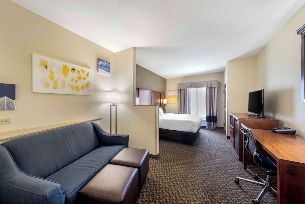 Cullman Vacations - Comfort Suites Cullman I-65 Exit 310 - Property Image 22