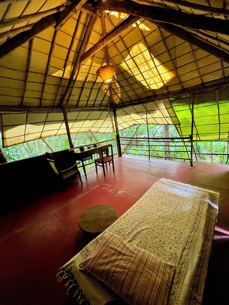 Khaama Kethna Wellbeing Retreat Centre