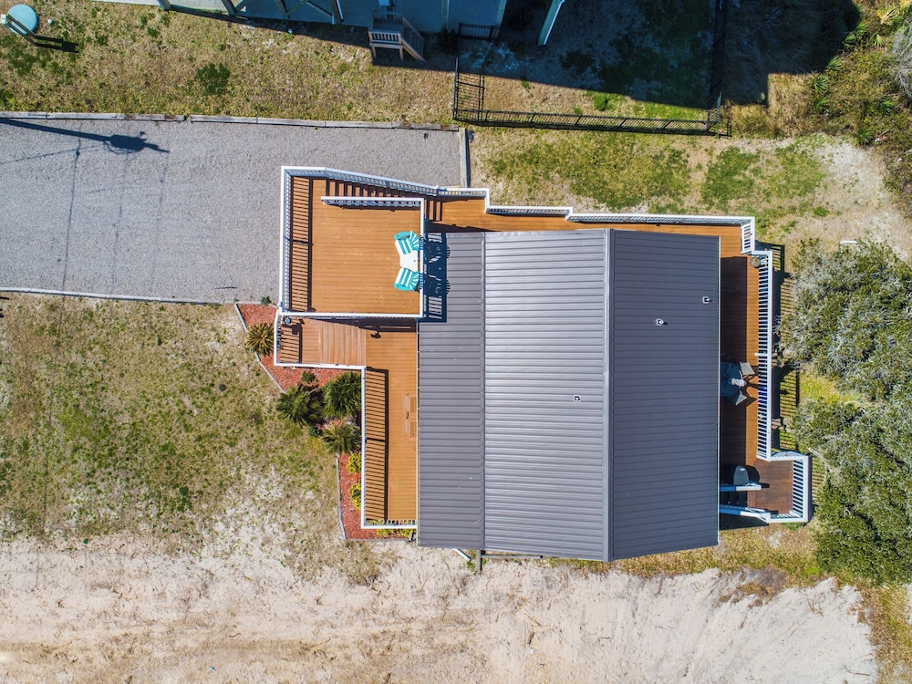 In Good Sands by Topsail Realty