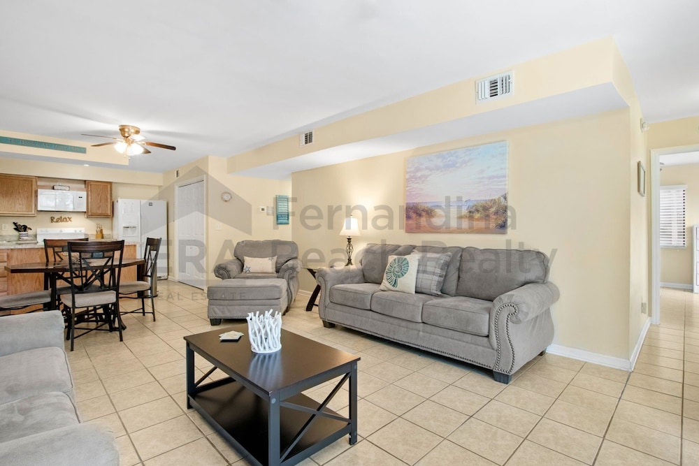 2622 Forest Ridge #c2 3 Bedroom Condo