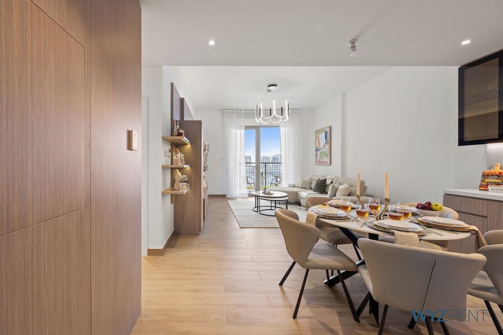 Boho Bayfront 1BR La Sirene Seaport View