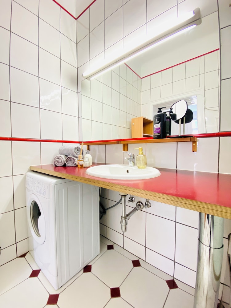 Cozy 2BR Apartment Near Westbahnhof